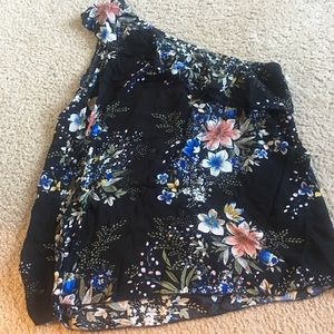 NWT Charming Charlie’s 1 shoulder black floral top
